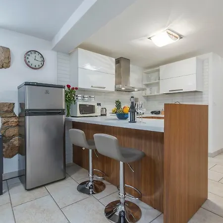 Διαμέρισμα Claire *